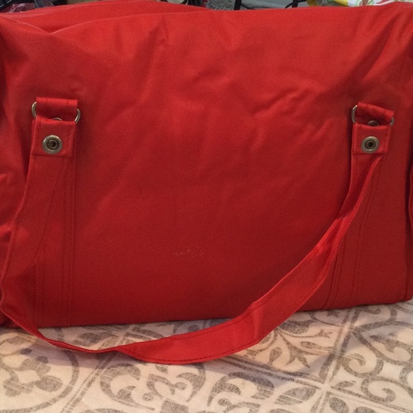 Lee insulated vinyl zippered cooler - Picture 2 of 7